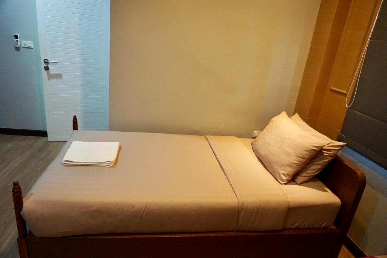Pamahouse Boutique Hostel Bangkok Exteriör bild
