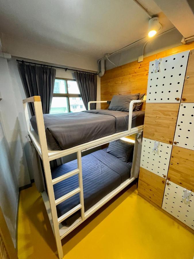 Pamahouse Boutique Hostel Bangkok Exteriör bild