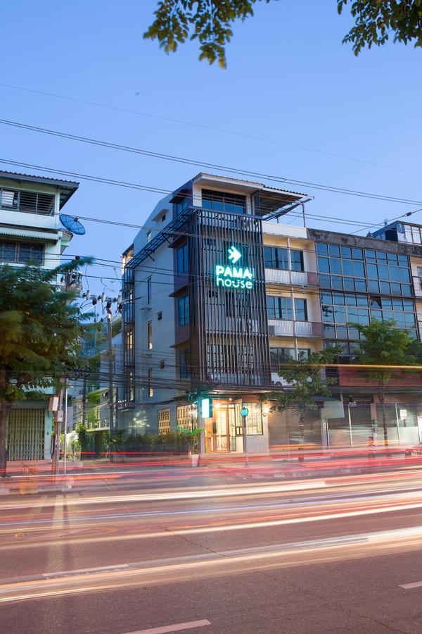 Pamahouse Boutique Hostel Bangkok Exteriör bild