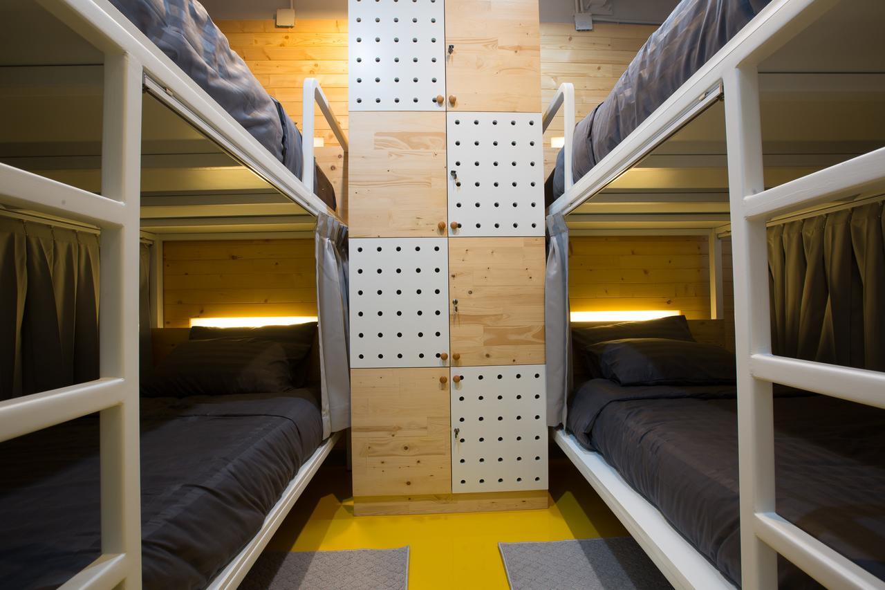 Pamahouse Boutique Hostel Bangkok Exteriör bild
