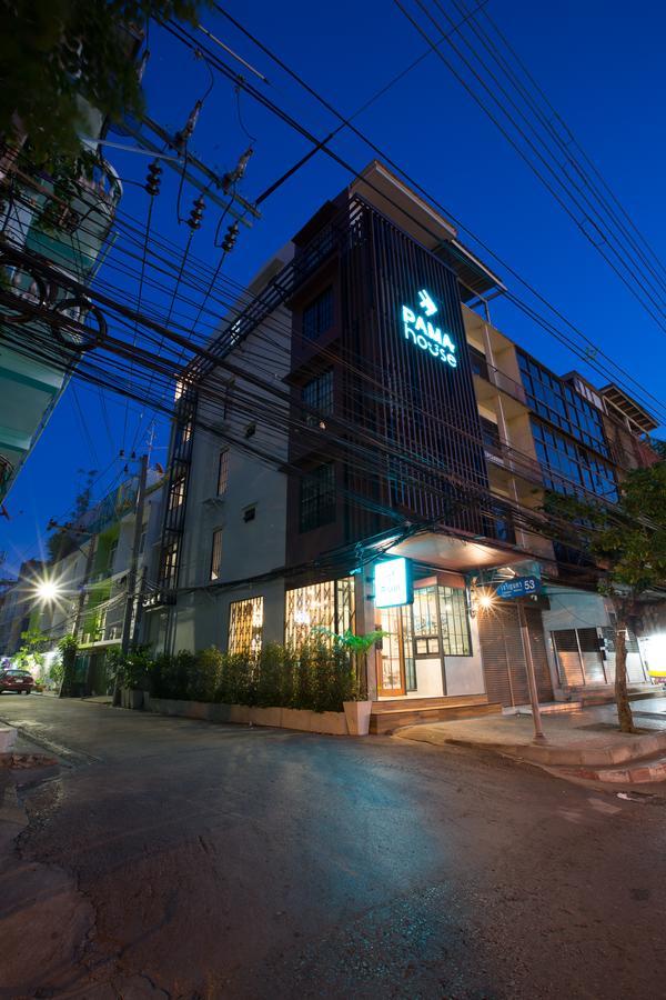 Pamahouse Boutique Hostel Bangkok Exteriör bild